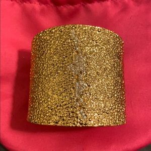 Vince Camuto Gold cuff crushed/pave metal design